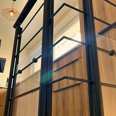 Renove Hyper Centre Apartman *
